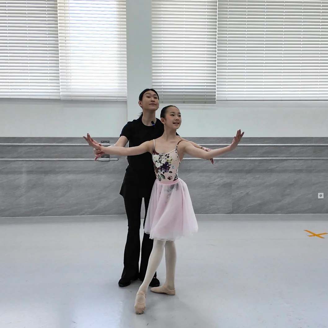 144. Graduation Ball Variation